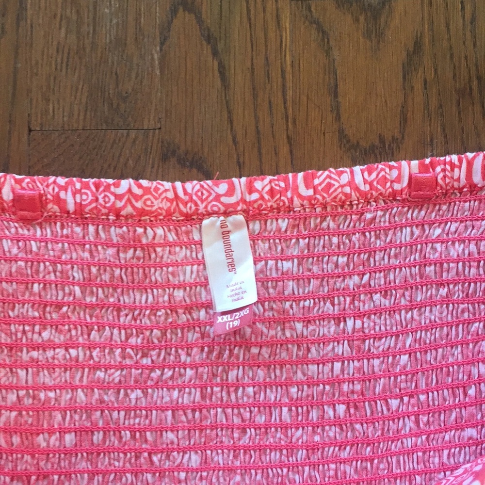 Coral and cream patterned dress - Picture 4 of 5